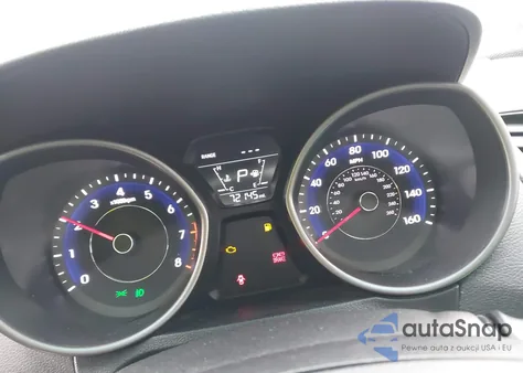 2016 Hyundai Elantra Value Edition z USA, uszkodzony, nr VIN 5NPDH4AE3GH767625